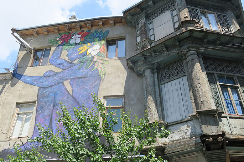 Crumbling Buildings, Hidden Courtyards: A Fascinating Tour of Tbilisi Crumbling Buildings, Hidden Courtyards: A Fascinating Tour of Tbilisi
