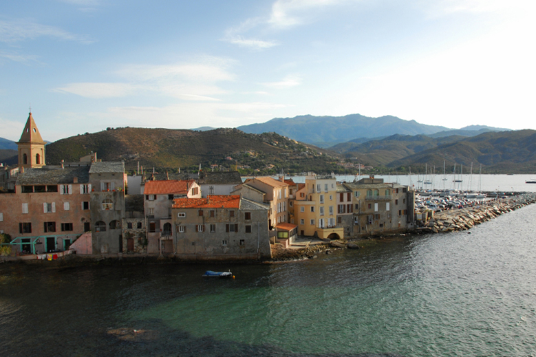 An Extraordinary Corsican Retreat