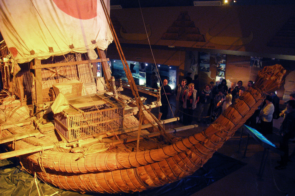 Kon-Tiki Museum featuring the Ra-II, proof of Polynesian seafaring prowess - wikimedia/daderot
